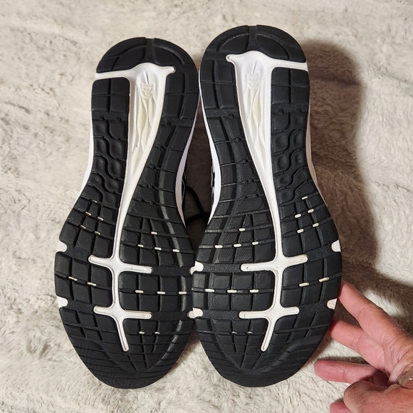 Asics Womens Sz 11  Gel-Excite 7 Amplifoam Running Shoes Black Athletic Sneakers - Picture 2 of 7